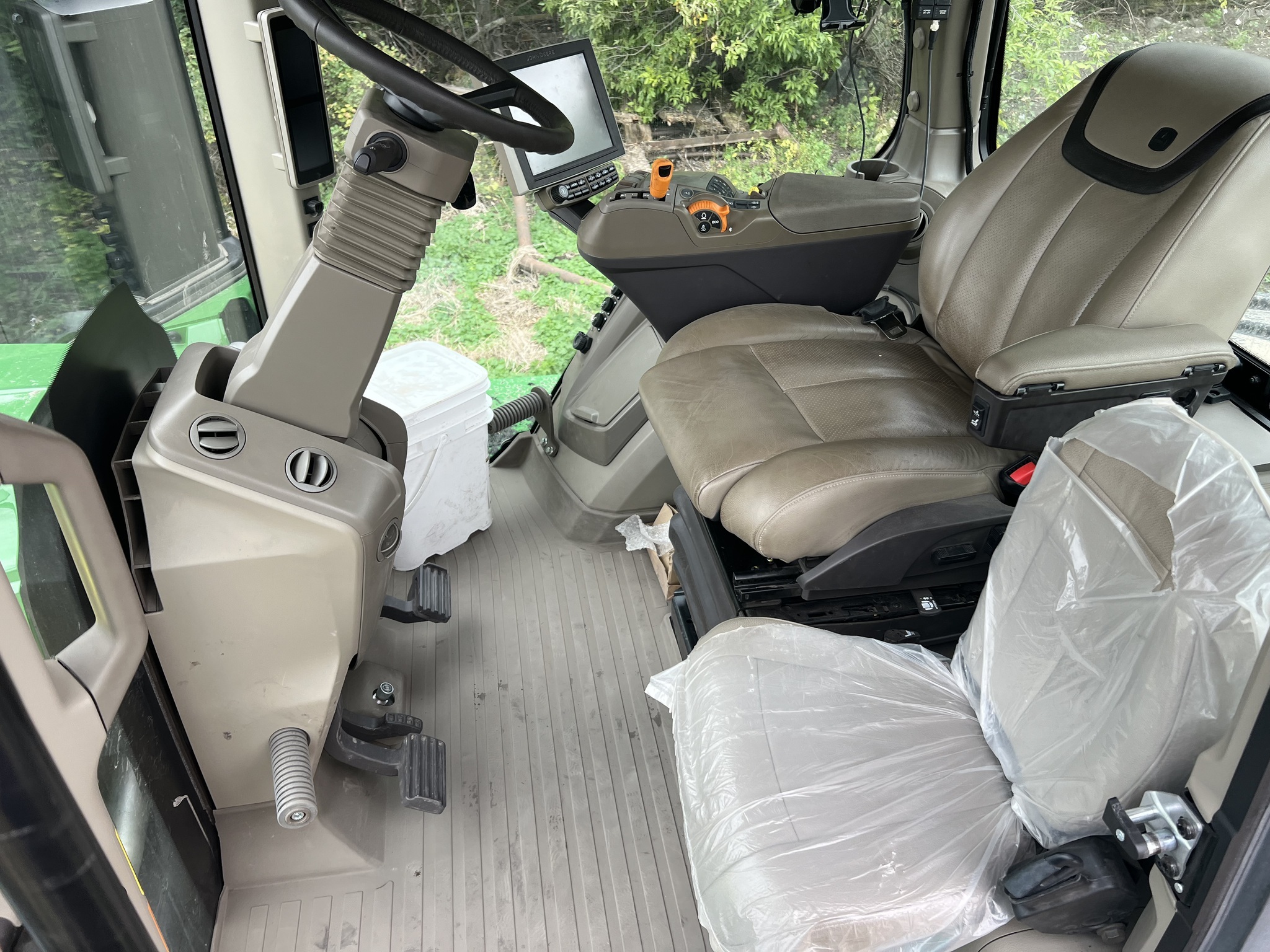 2022 John Deere 9RX 590 Tractor