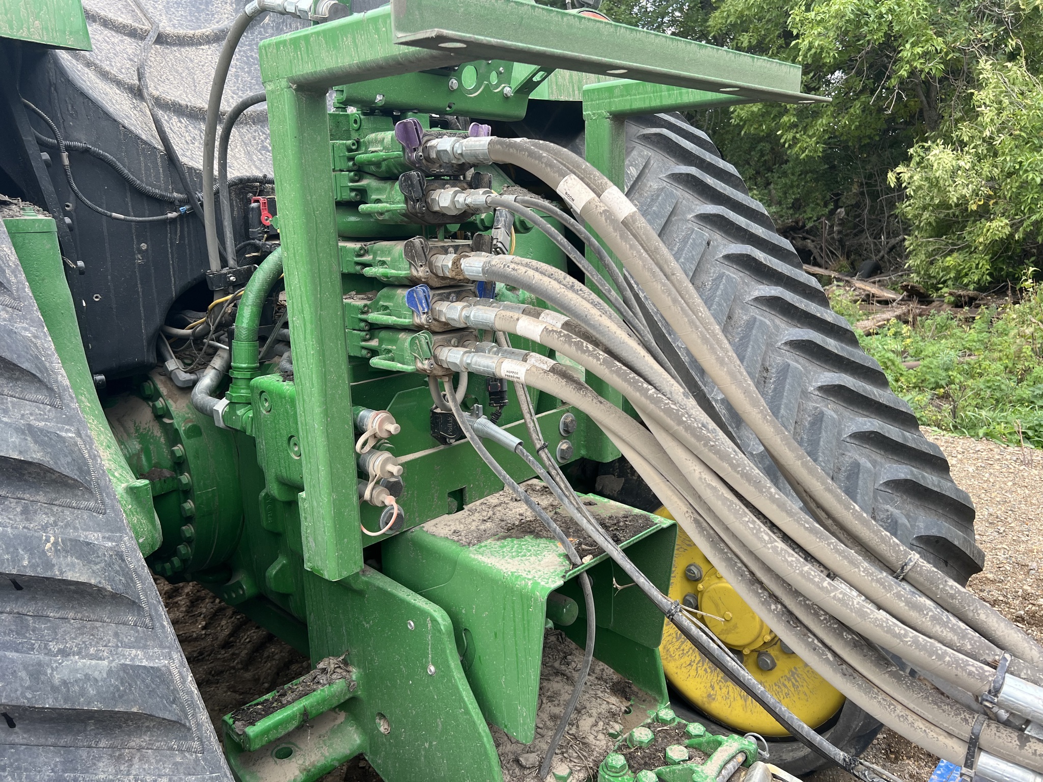 2022 John Deere 9RX 590 Tractor