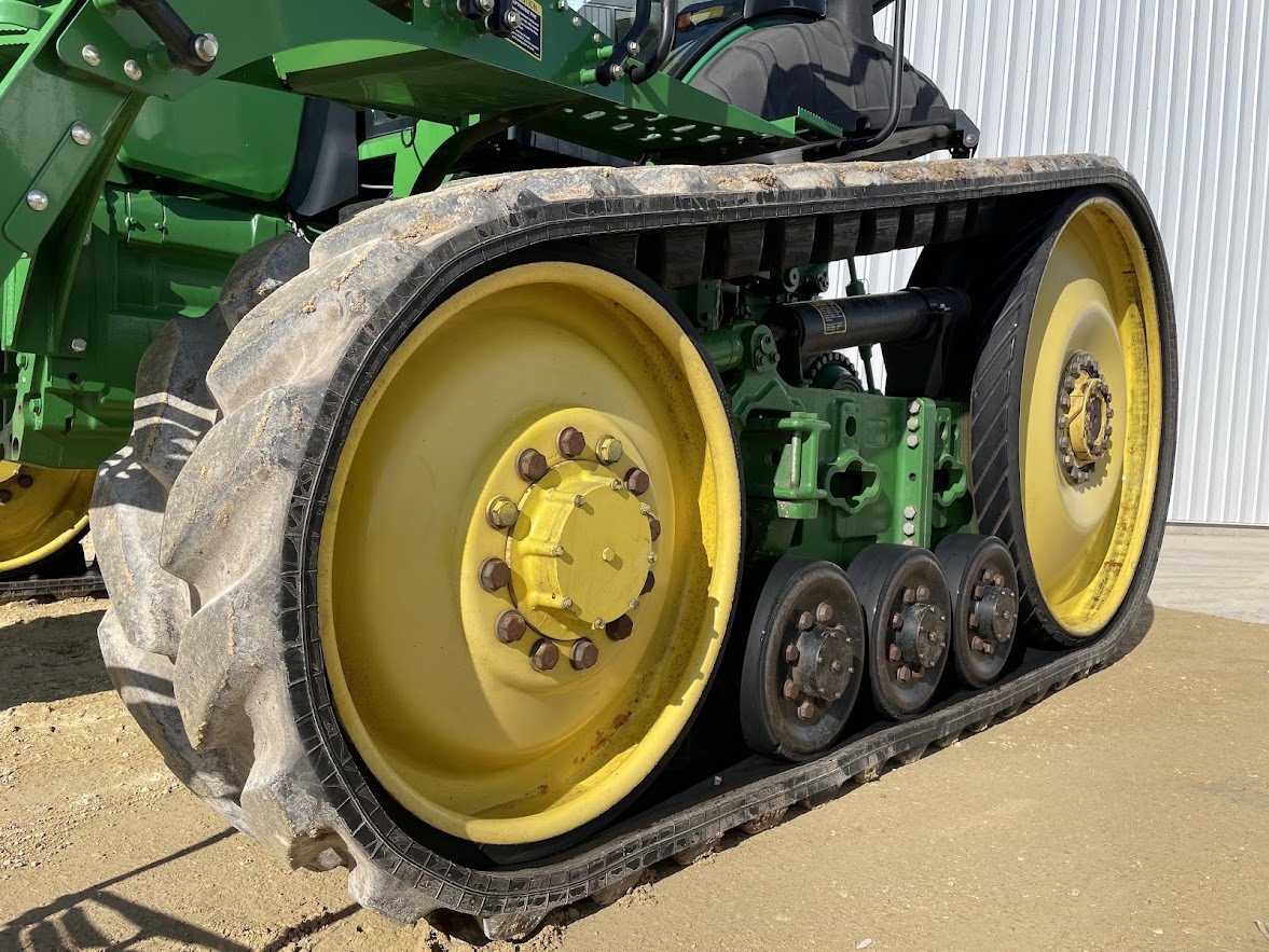 2010 John Deere 8295RT Tractor
