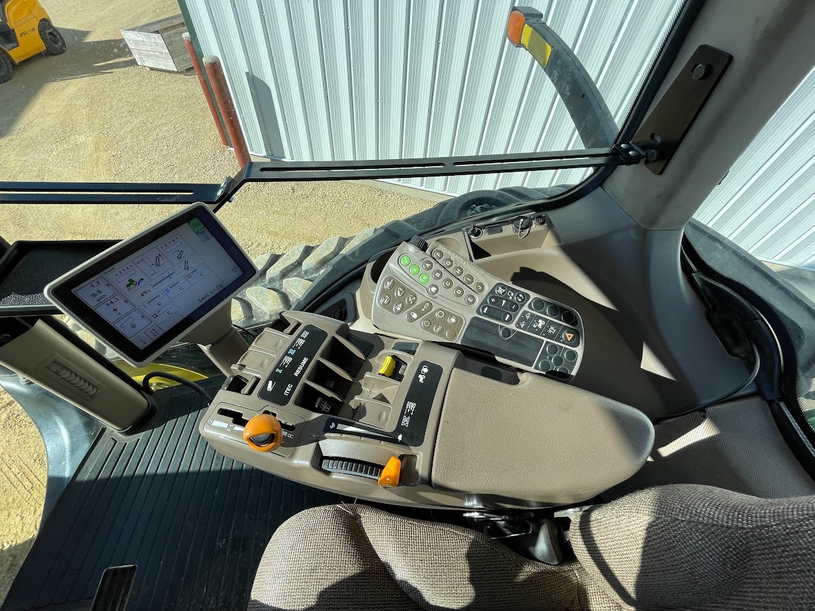 2010 John Deere 8295RT Tractor