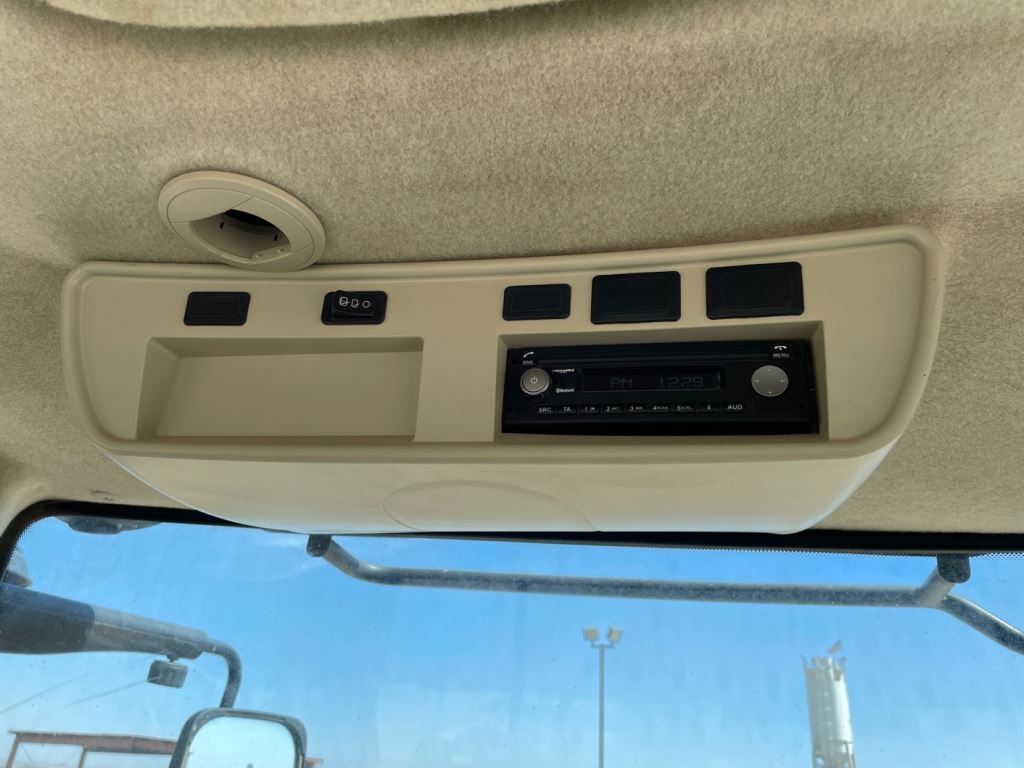 2020 John Deere 9570RT Tractor