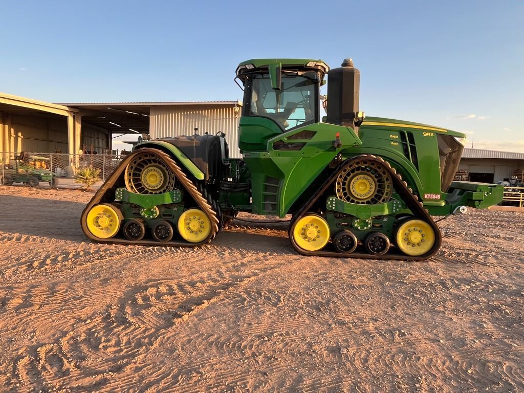 2022 John Deere 9RX 640 Tractor