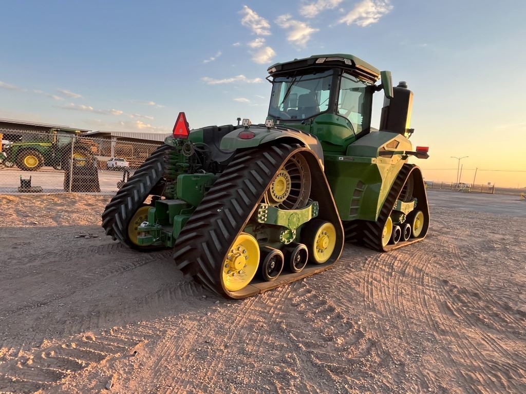 2022 John Deere 9RX 640 Tractor