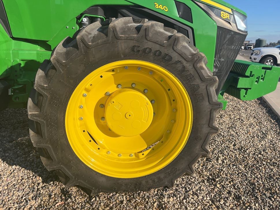 2023 John Deere 8R 340 Tractor