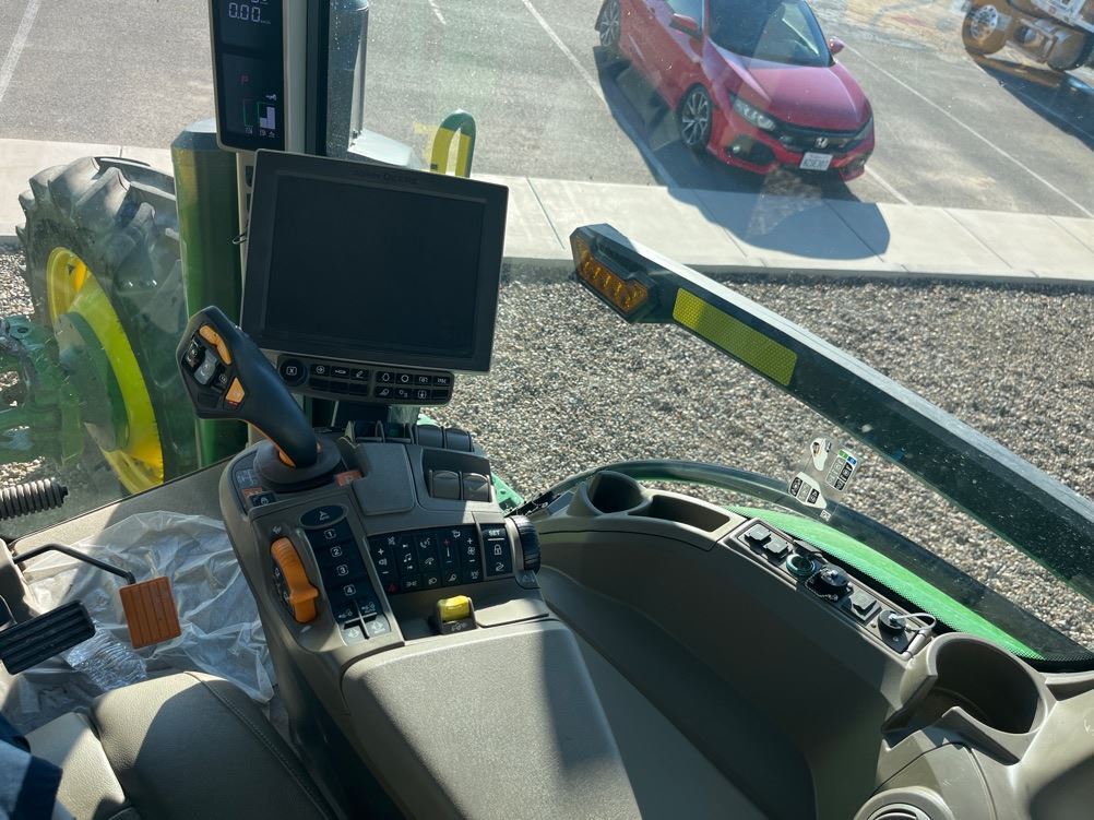 2023 John Deere 8R 340 Tractor
