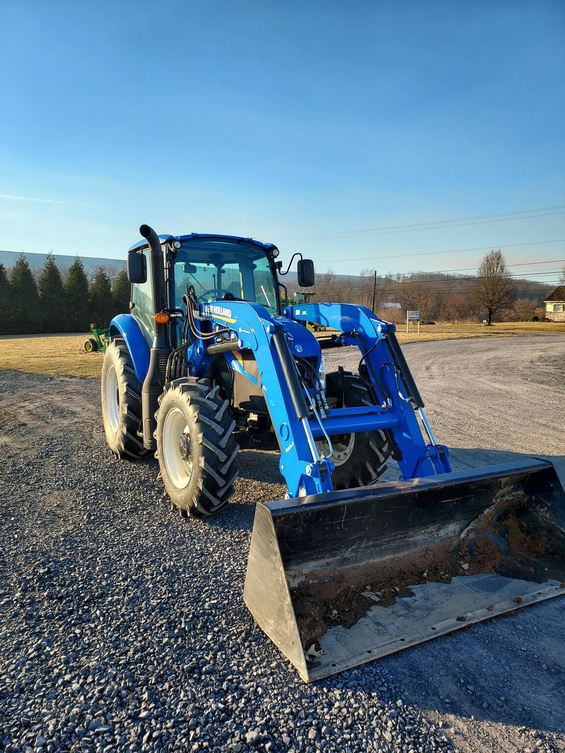 2022 New Holland POWERSTAR 120 Tractor