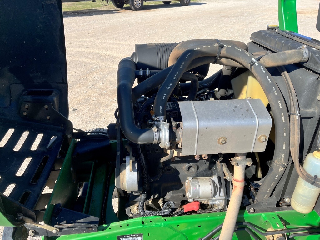 2012 John Deere 8700 Lawn Mower