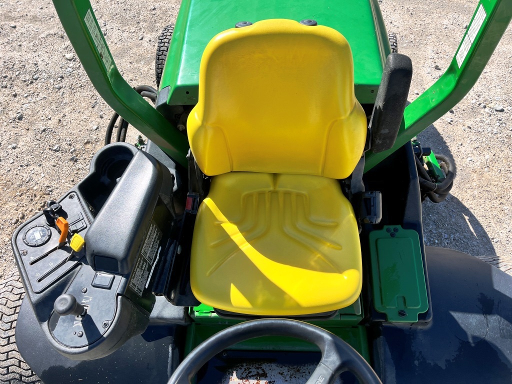 2012 John Deere 8700 Lawn Mower