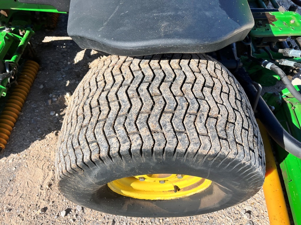 2012 John Deere 8700 Lawn Mower