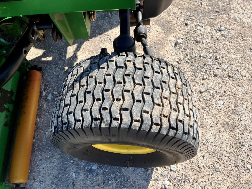 2012 John Deere 8700 Lawn Mower