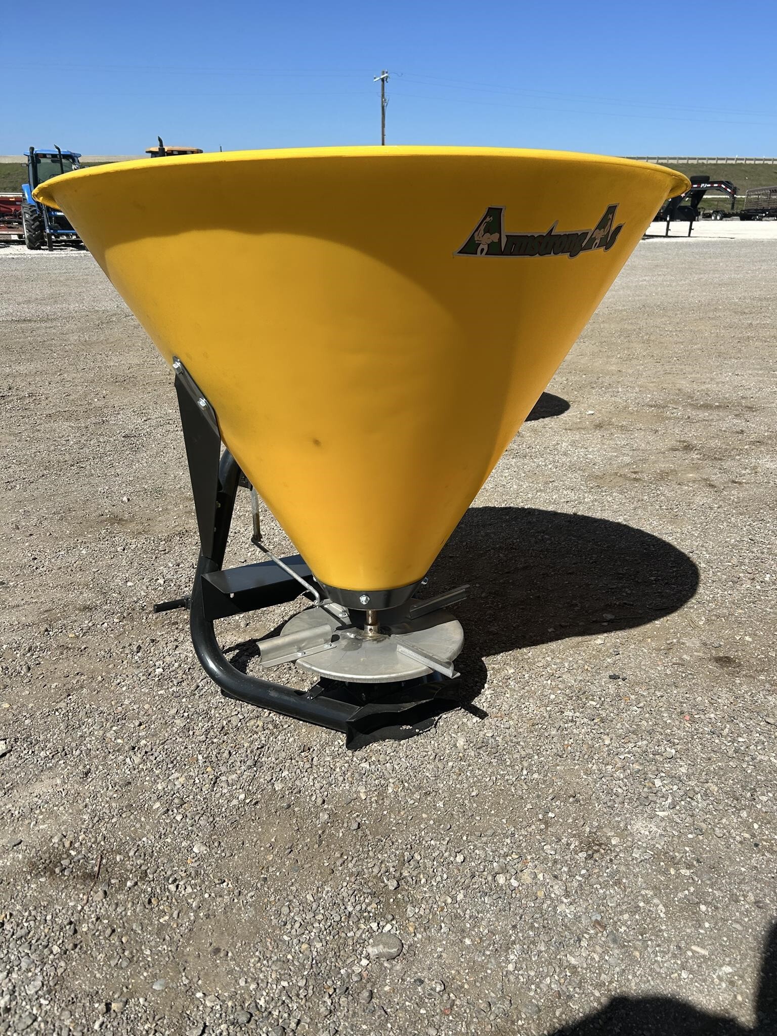 2025 Armstrong Ag SDRP5 Pull-Type Fertilizer Spreader
