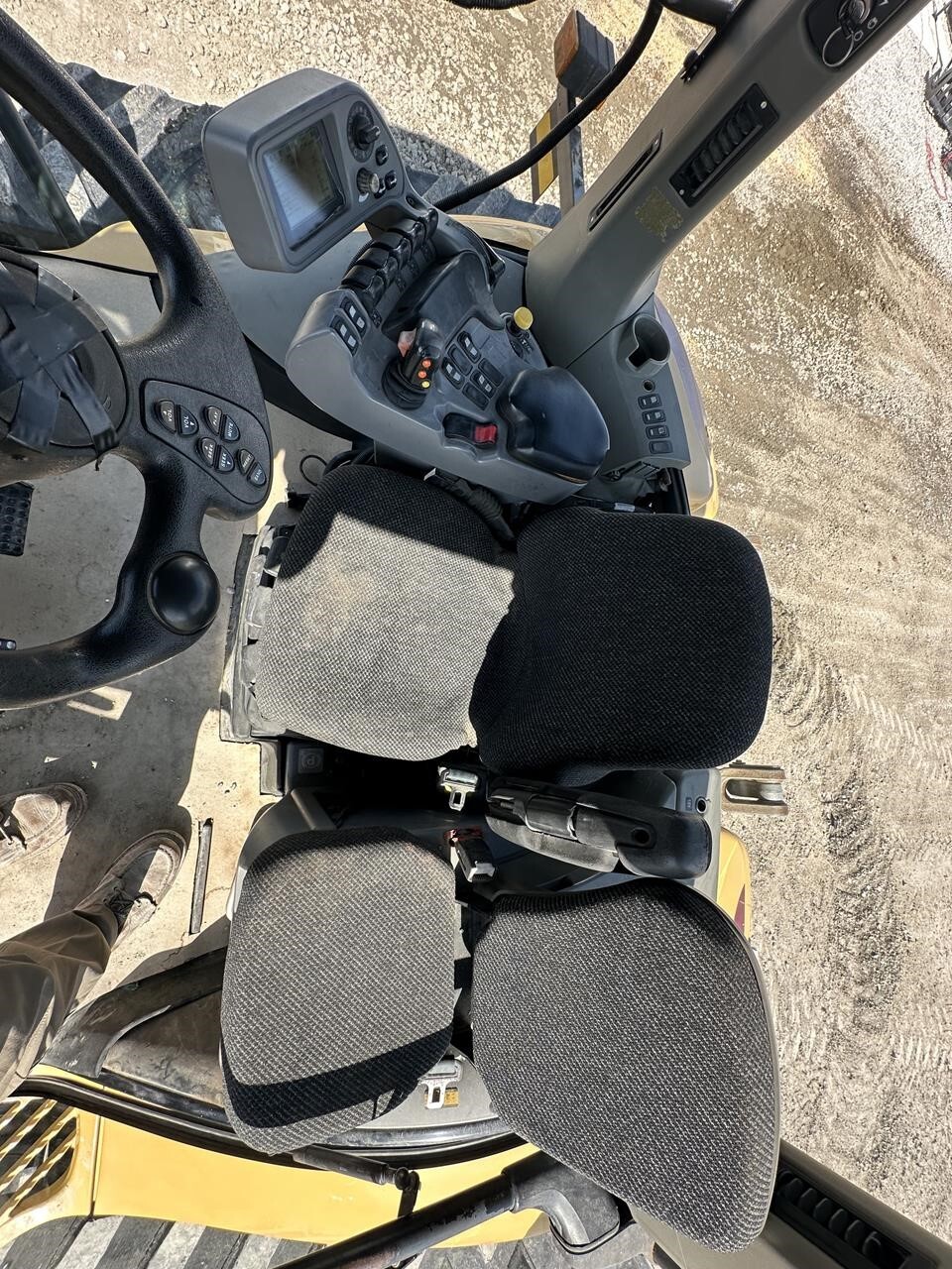  Challenger MT765 Tractor