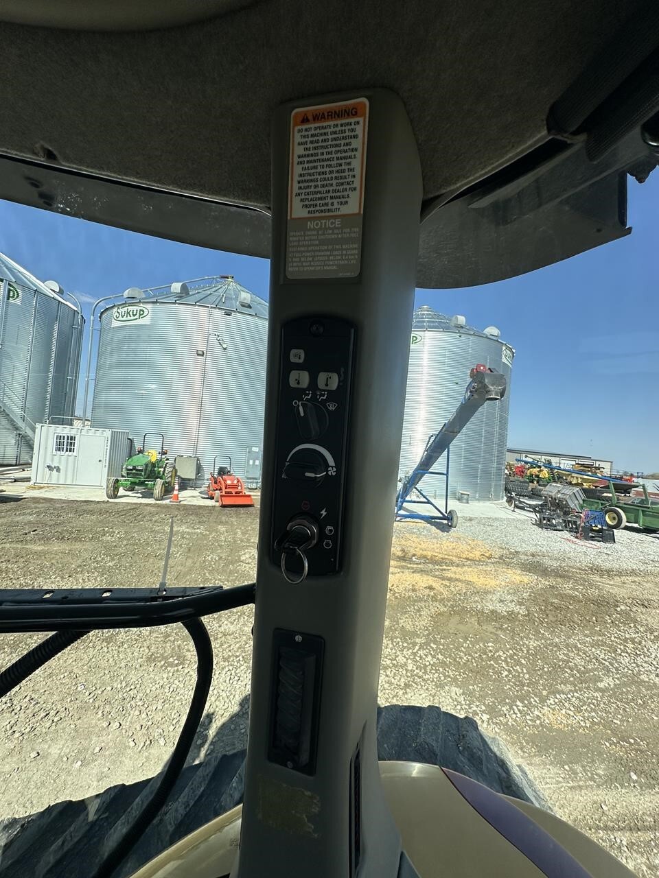  Challenger MT765 Tractor