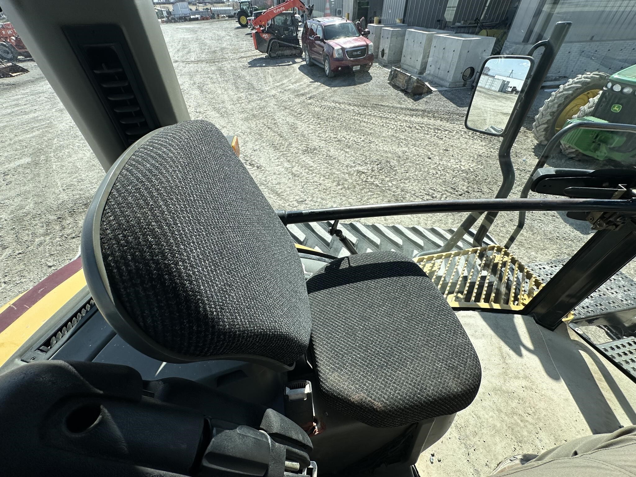  Challenger MT765 Tractor