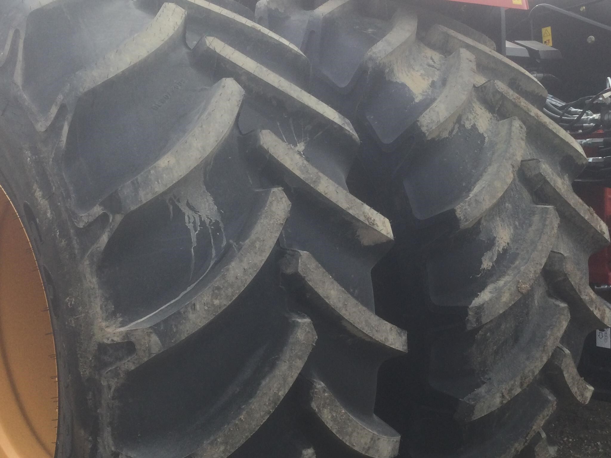 2025 Versatile 580 Tractor