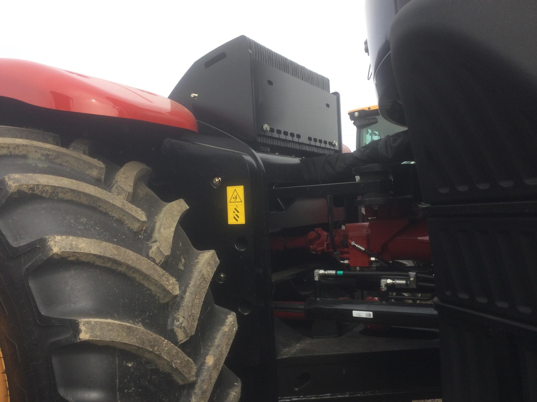 2025 Versatile 580 Tractor