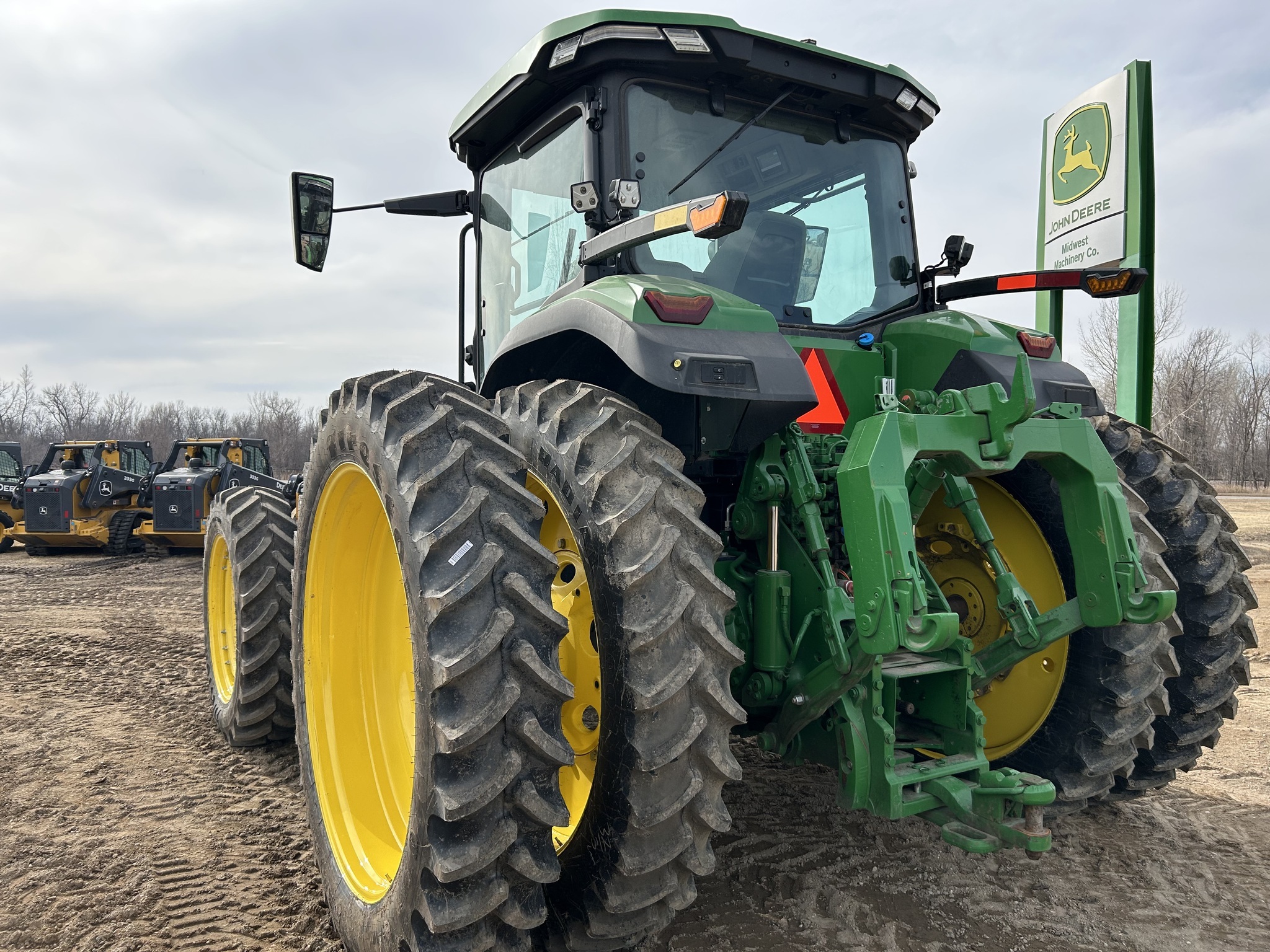 2024 John Deere 8R 370 Tractor