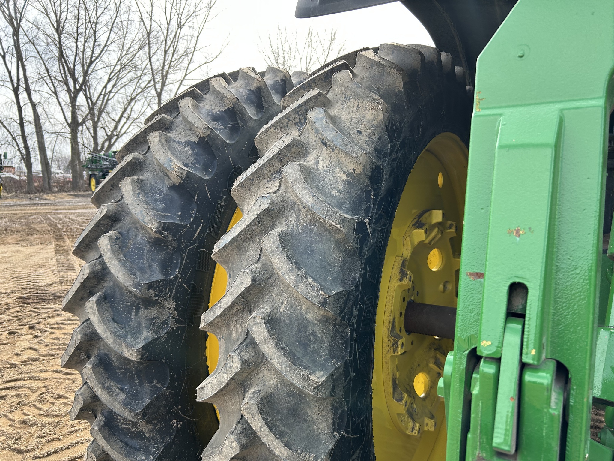 2024 John Deere 8R 370 Tractor