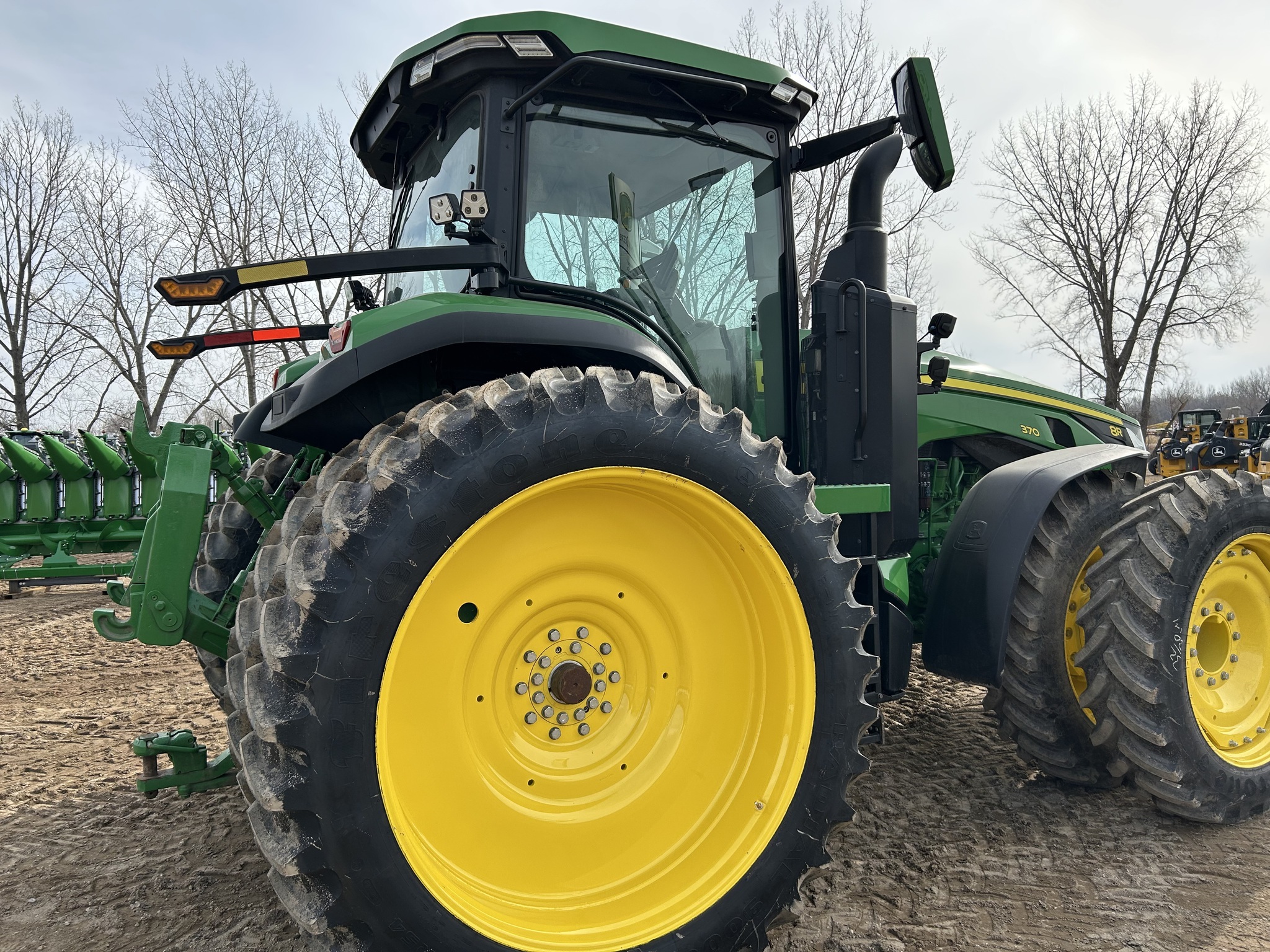 2024 John Deere 8R 370 Tractor