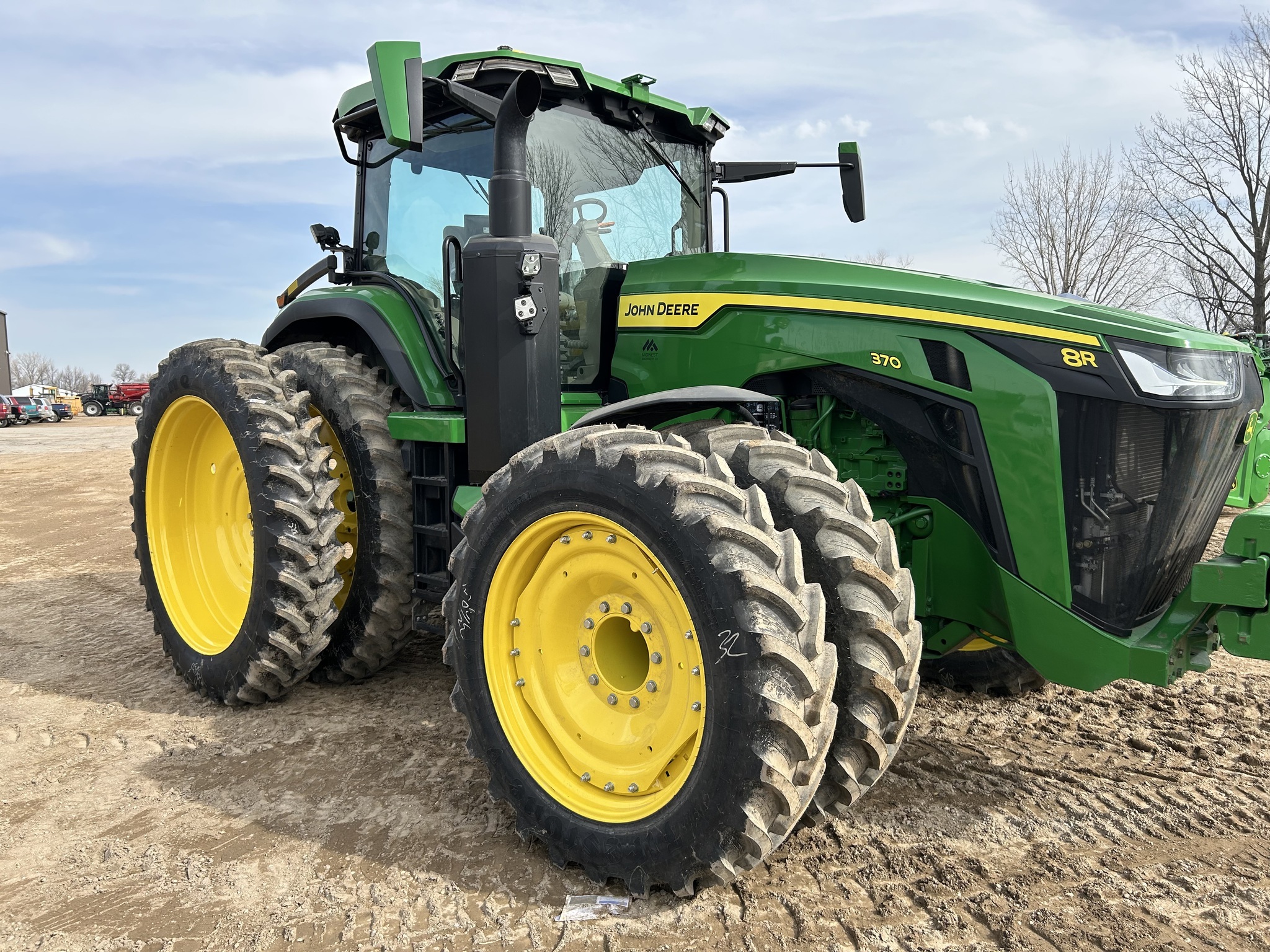 2024 John Deere 8R 370 Tractor