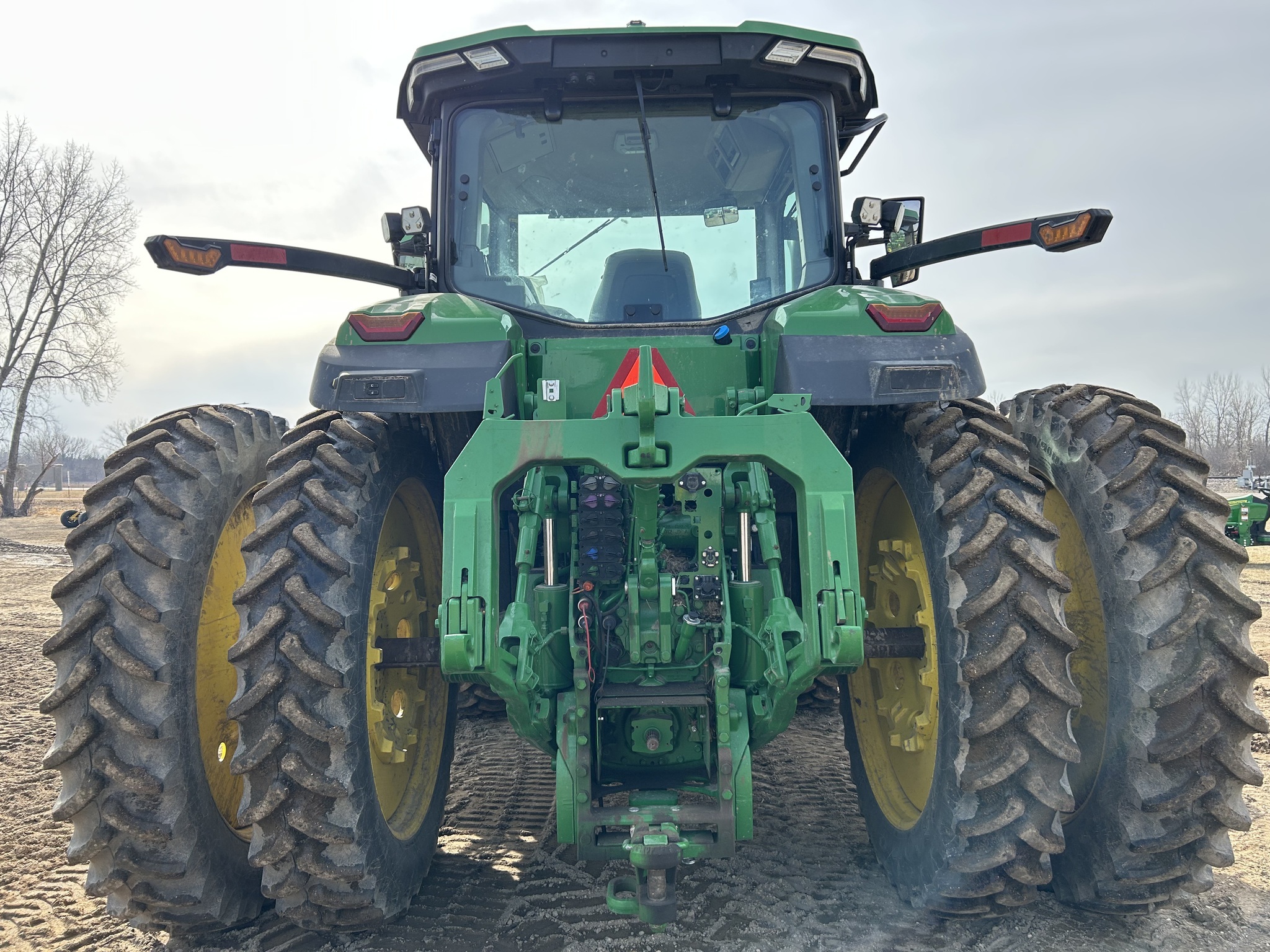 2024 John Deere 8R 370 Tractor