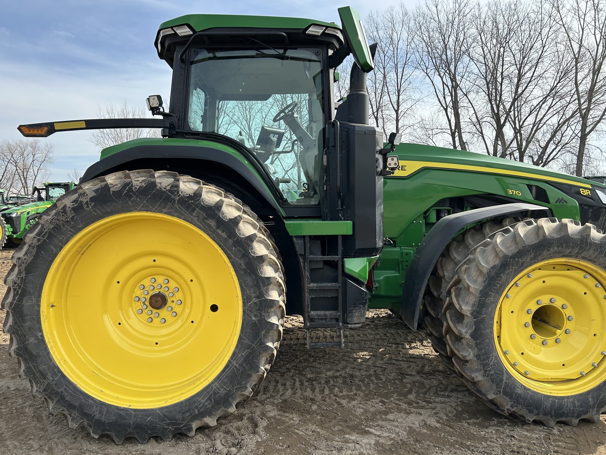 2024 John Deere 8R 370 Tractor