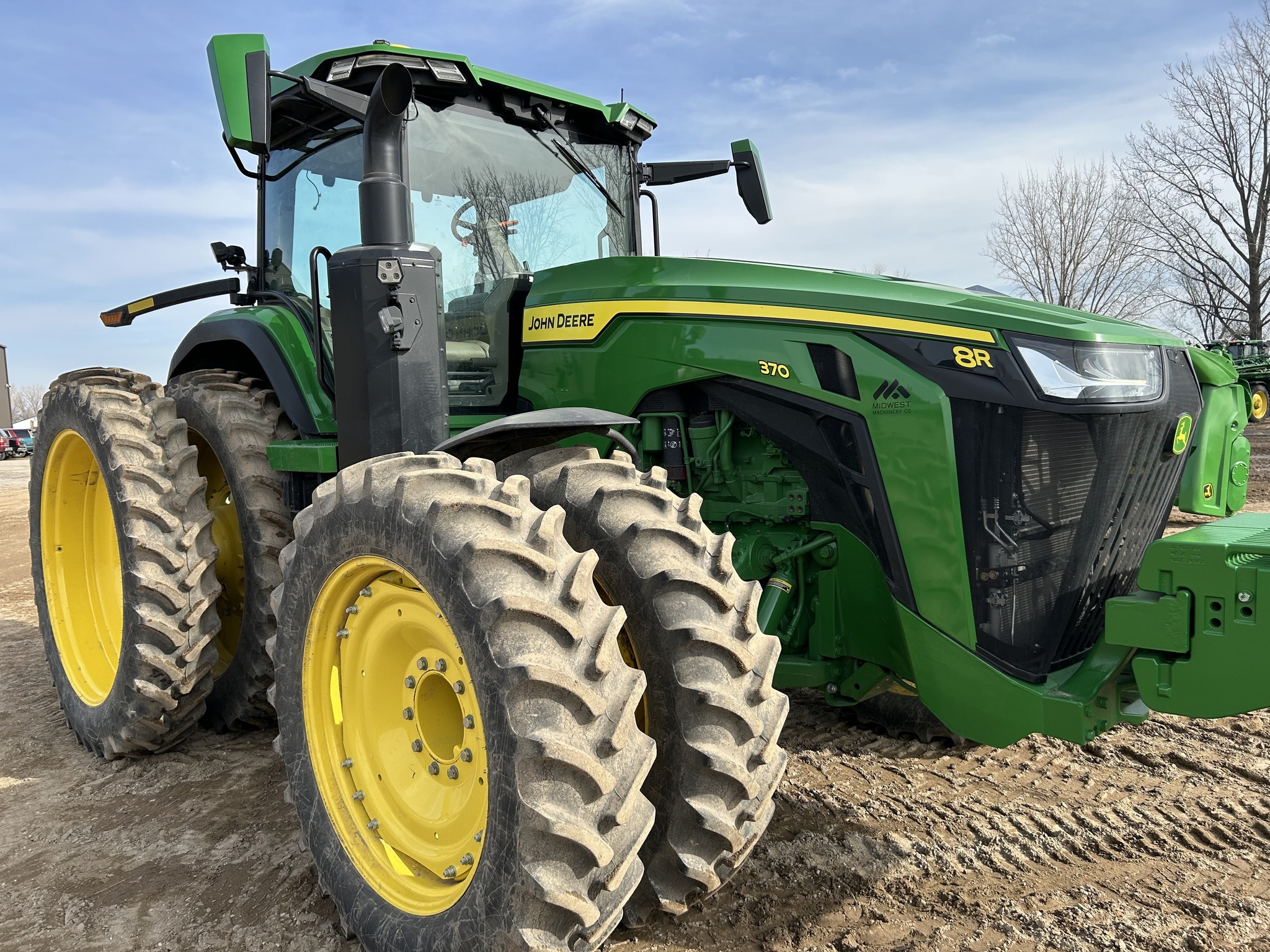 2024 John Deere 8R 370 Tractor