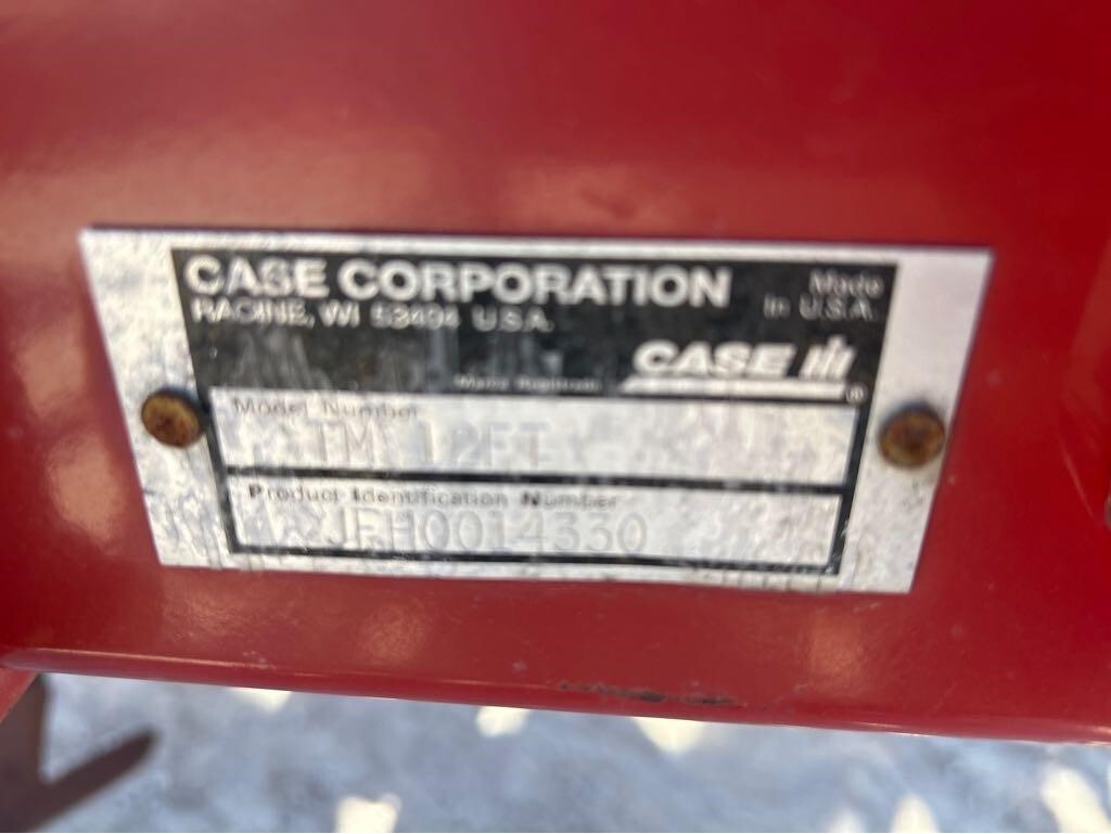 2002 Case IH Tigermate II Field Cultivator