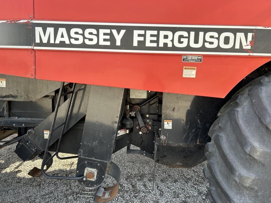 2000 Massey Ferguson 8780XP Combine