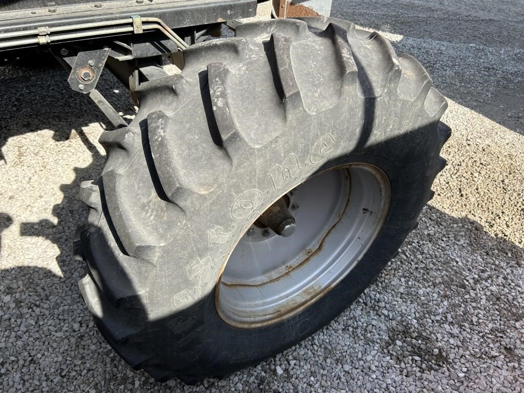 2000 Massey Ferguson 8780XP Combine