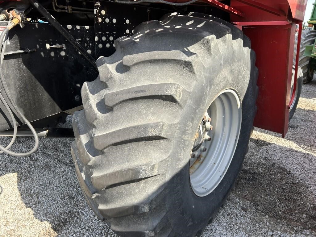 2000 Massey Ferguson 8780XP Combine