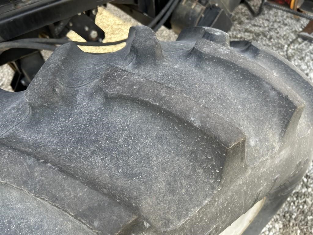 2000 Massey Ferguson 8780XP Combine