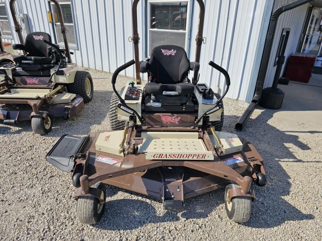 2025 Grasshopper 400D Accessories and Attachment