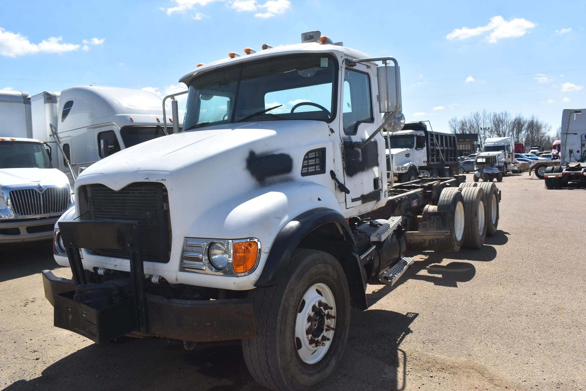 2005 Mack Granite CV713 Dump Trucks/Trailer