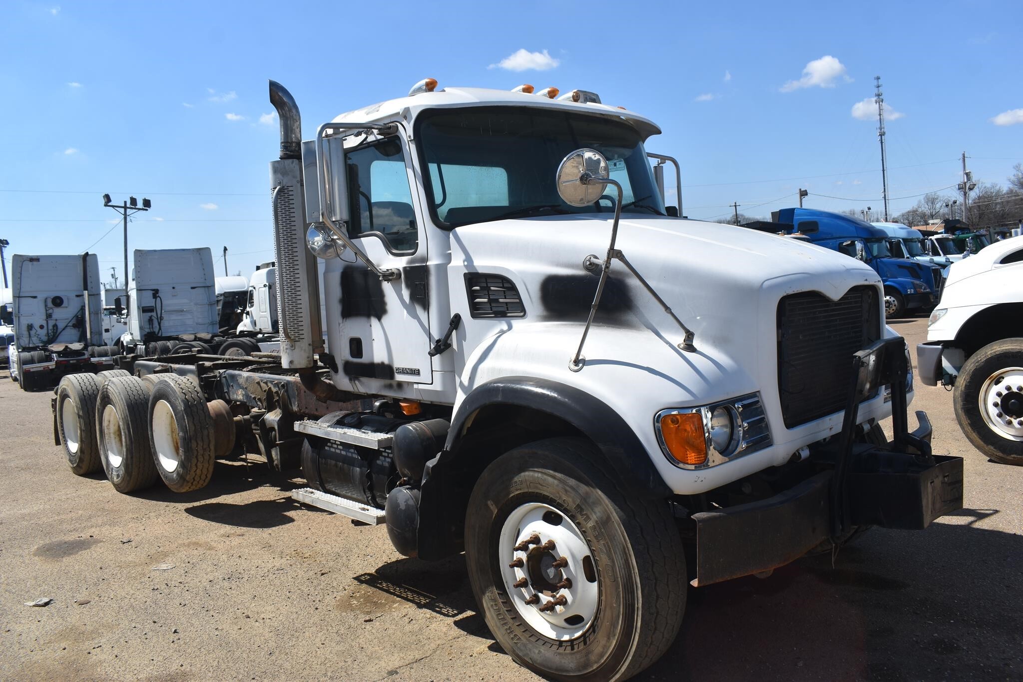 2005 Mack Granite CV713 Dump Trucks/Trailer