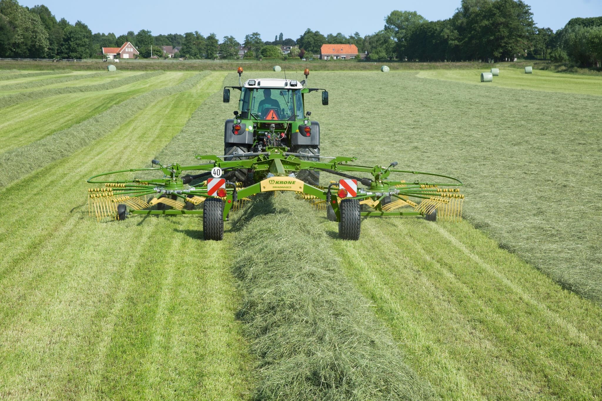 2024 Krone Swadro TC880 Rake