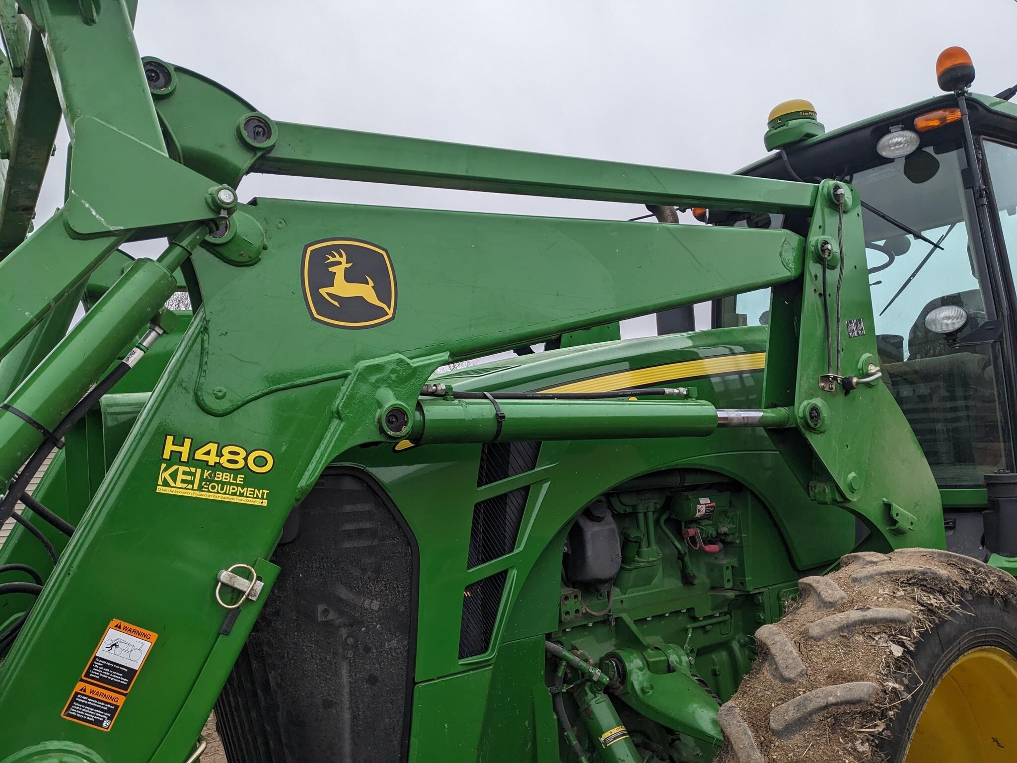 2014 John Deere H480 Front End Loader