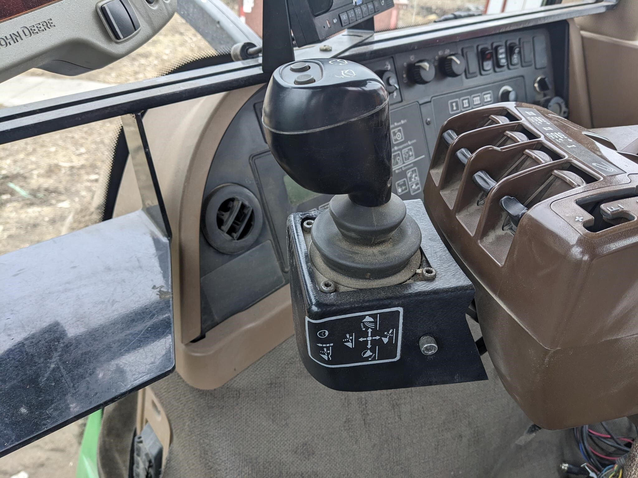 2014 John Deere H480 Front End Loader