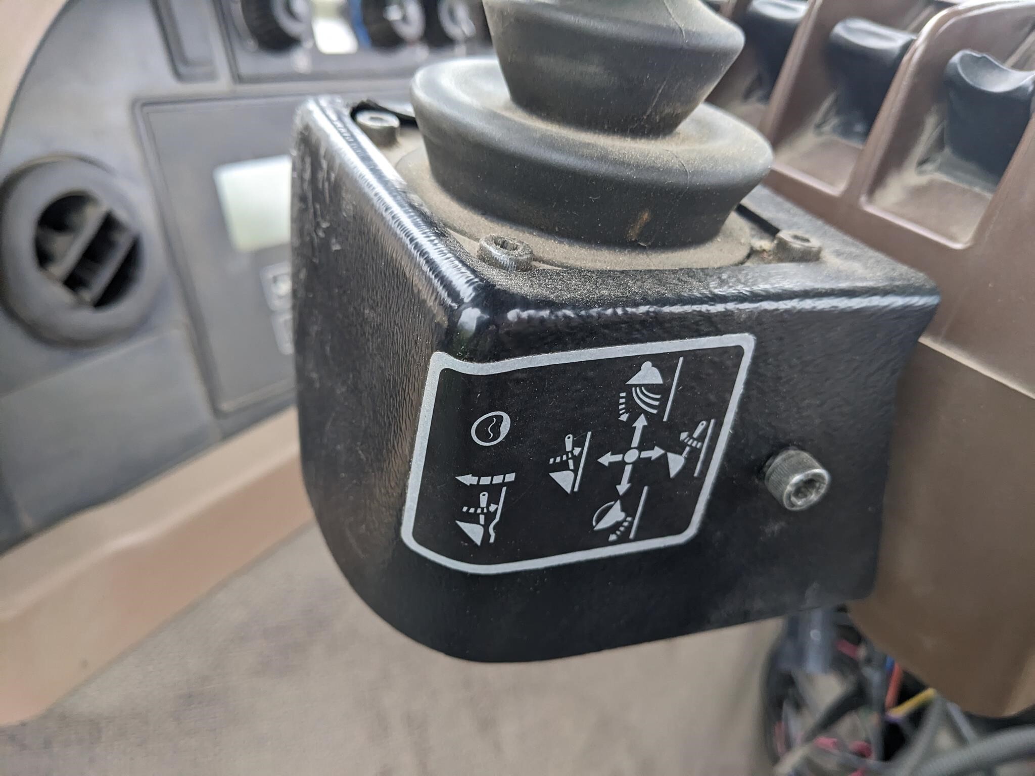 2014 John Deere H480 Front End Loader