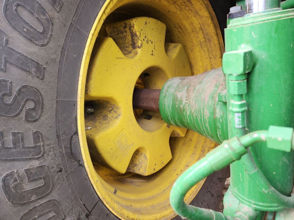 2024 John Deere 8R 230 Tractor