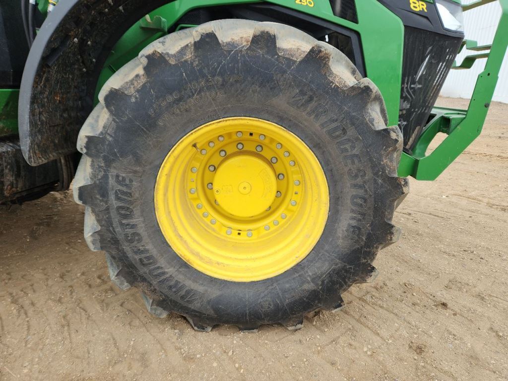 2024 John Deere 8R 230 Tractor