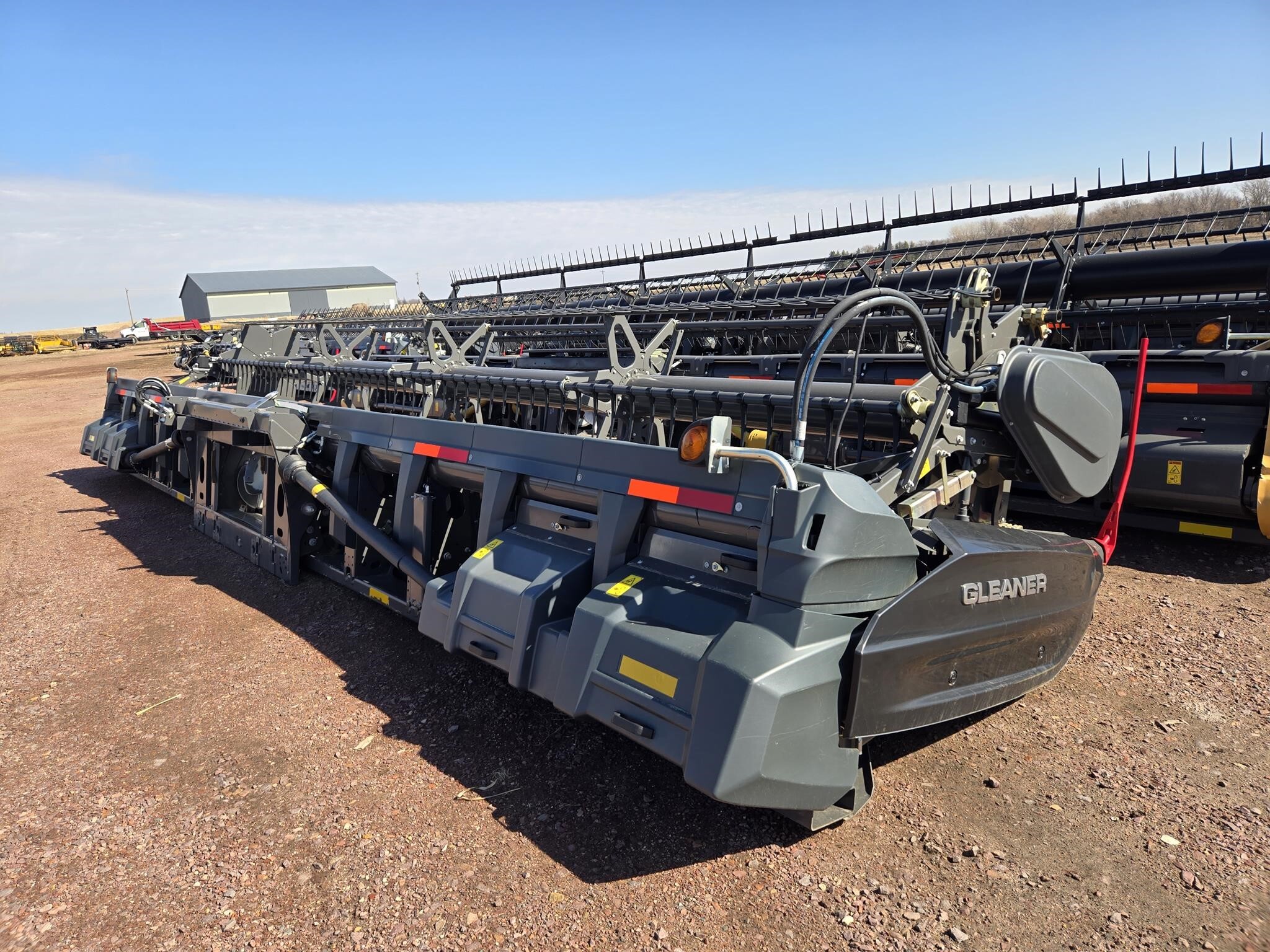 2022 Gleaner 9330 Platform