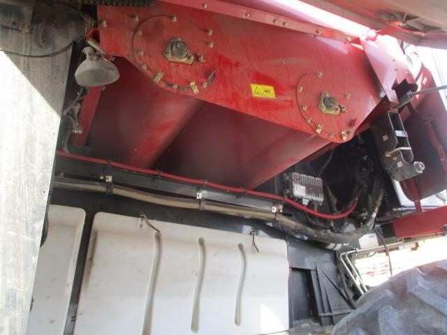 2015 Case IH 8240 Combine