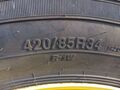 2011 John Deere 7215R Tractor