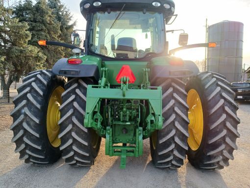 2011 John Deere 7215R Tractor