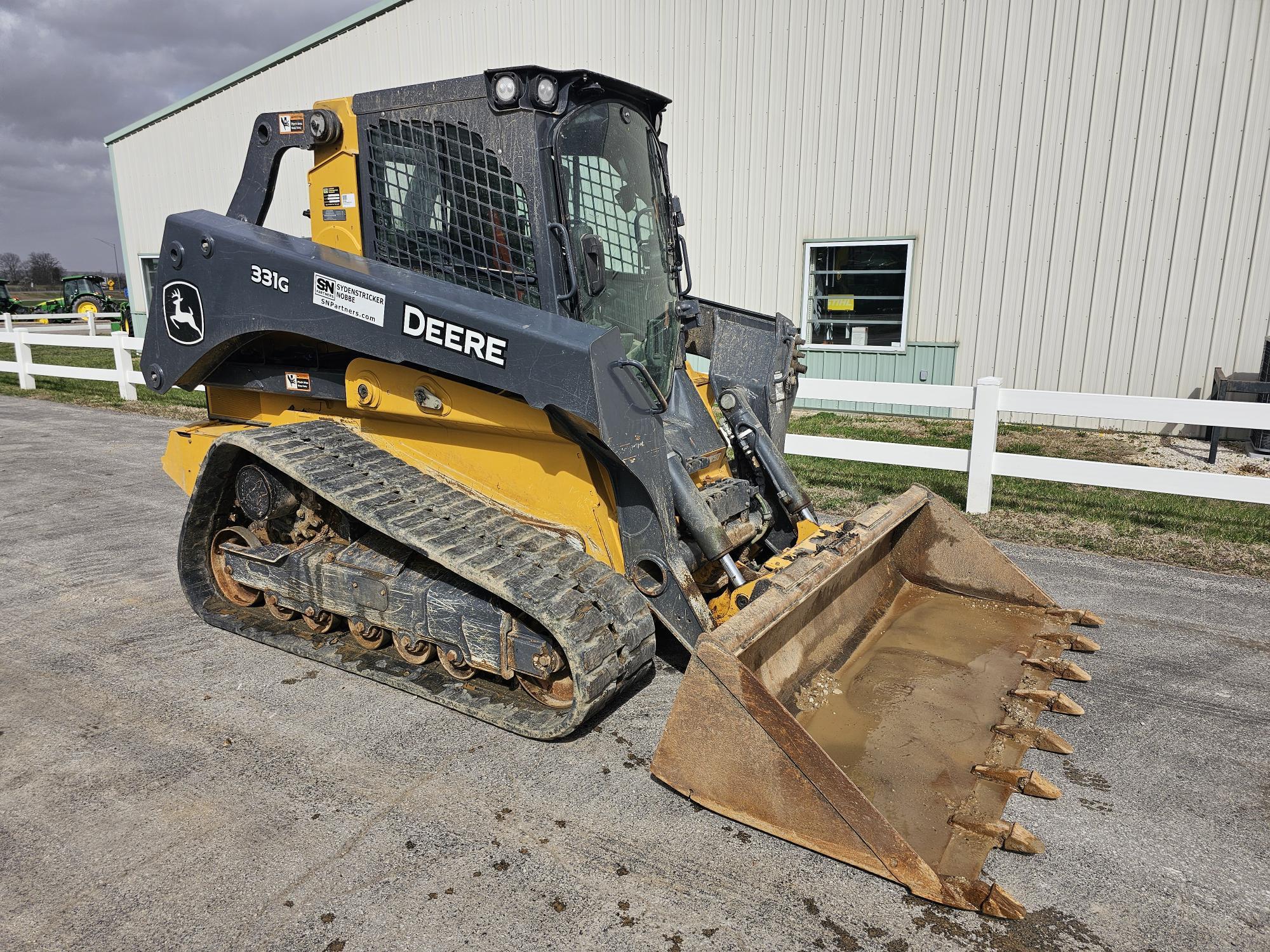 2023 Deere 331G Skid Steer