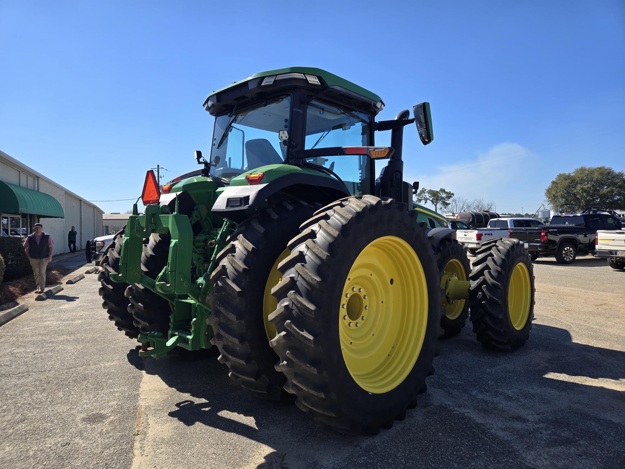 2023 John Deere 8R 310 Tractor