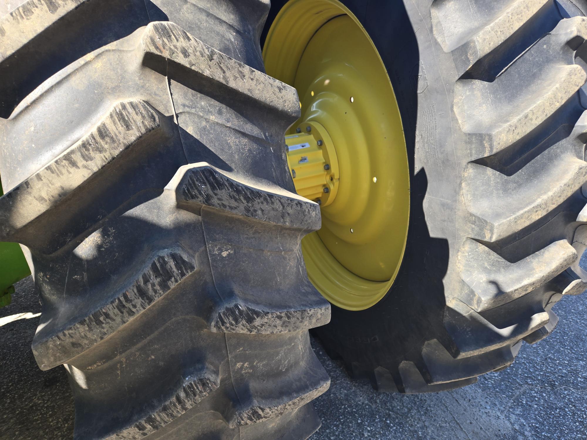 2023 John Deere 8R 310 Tractor