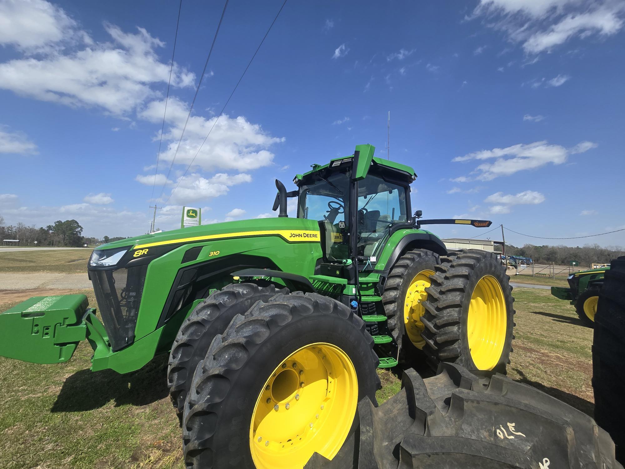 2023 John Deere 8R 310 Tractor