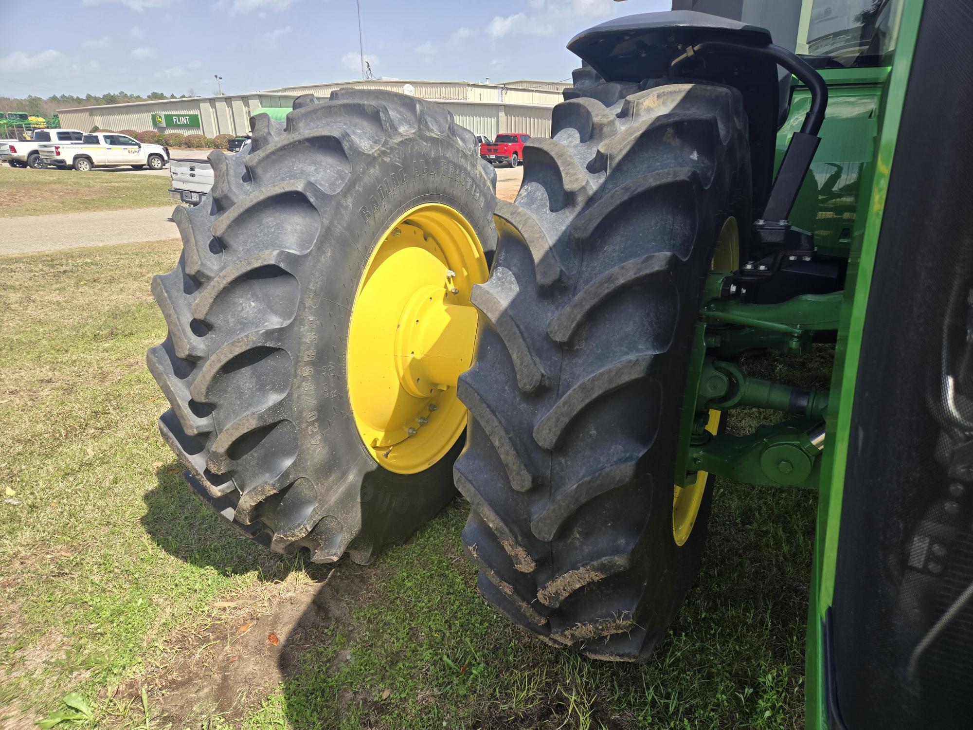 2023 John Deere 8R 310 Tractor